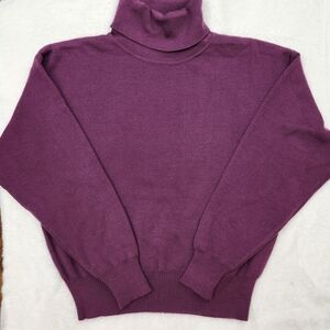 Obermeyer Rich Plum Vintage Wool Blend Ski T  Turtleneck Sweater